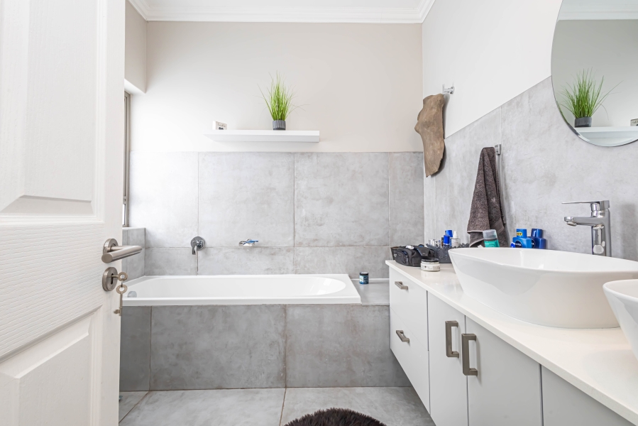 3 Bedroom Property for Sale in Langebaan Country Estate Western Cape